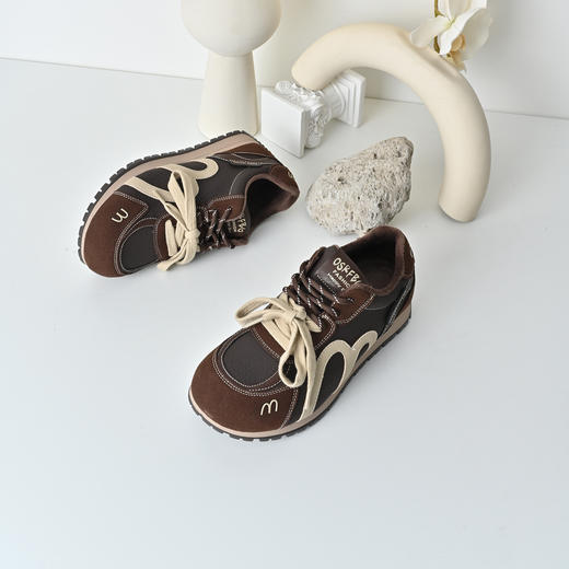 经典鲨2025冬季专柜新品潮流拼色加绒舒适跑步休闲鞋棉鞋女KW336-558011 商品图2