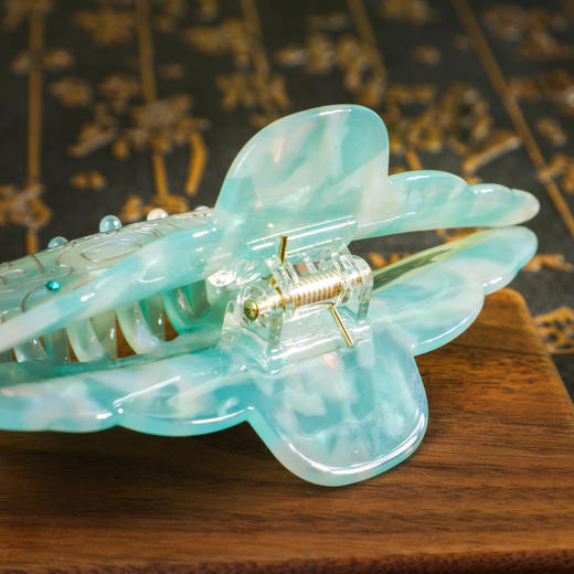 铜韵灵绾系列饕餮纹醋酸抓夹 商品图5