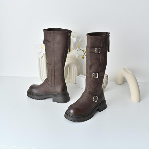 经典鲨2025年冬季专柜新品百搭圆头加绒潮酷长筒靴骑士靴女KW178-558101 商品图3