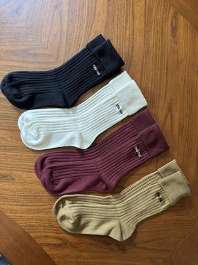 D111312一组4双装透气性佳四季款长筒袜男女袜