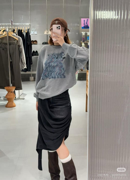 【秒杀价已调 直接拍】JNBY 松弛感 抽象 潦草小狗 图案 宽松套头卫衣 商品图11