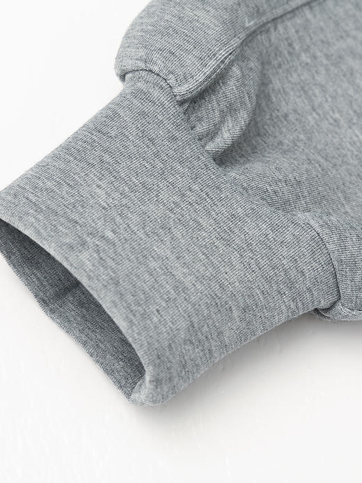 烟灰色流苏亮片装饰卫衣，圆领设计 + 宽松版型 + 软糯质感，解锁冬日出街与休闲的甜酷气质与舒适穿搭 商品图3