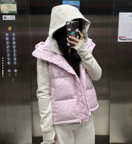 D111378泡芙云朵可拆卸连帽马甲羽绒服女款 商品图9