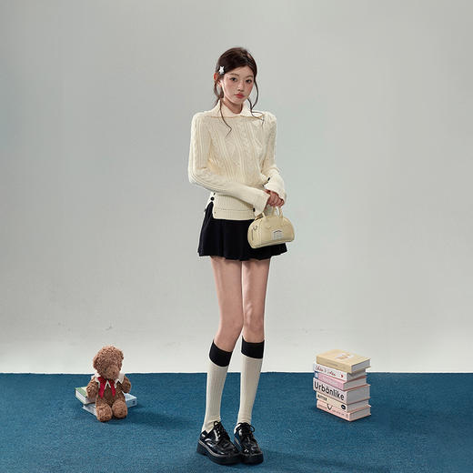 西遇大翻领老钱风麻花毛衣女冬季新款设计感纽扣收腰针织衫SS051821 商品图1