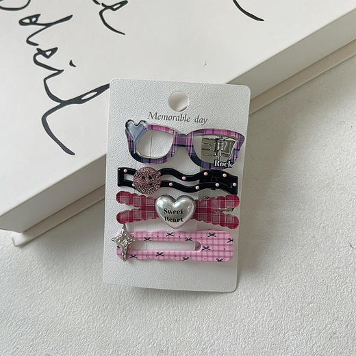 可爱反派甜心趣味眼镜爱心组合夹-纪念日百货门店同款167095161 商品图2