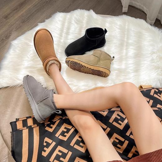 冬季真皮毛一体雪地靴 mini防滑雪地靴 情侣短靴子冬季保暖款 商品图3