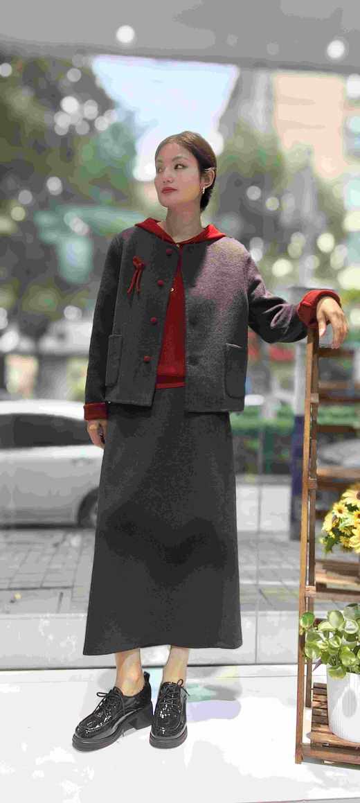 58J522短款胸花羊绒大衣 商品图8