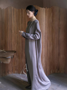 Ruohan 25AW 灰色铜氨丝肩部抽褶连衣裙