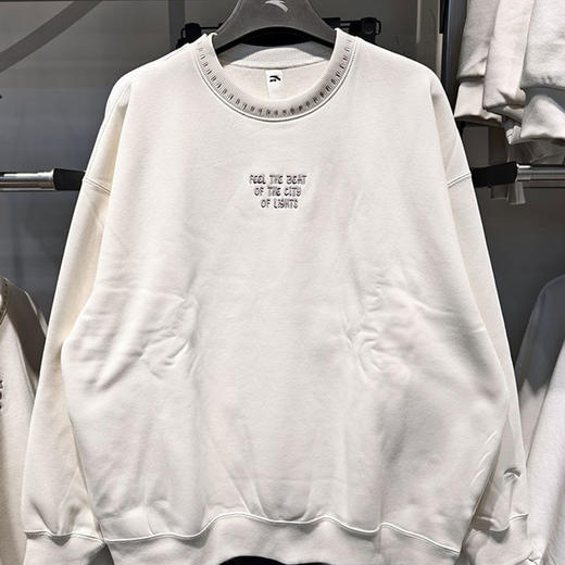 【L/XL断码，无货退款】安踏冬季保暖加绒圆领上衣女新款宽松潮流印花套头卫衣162448717N 商品图2