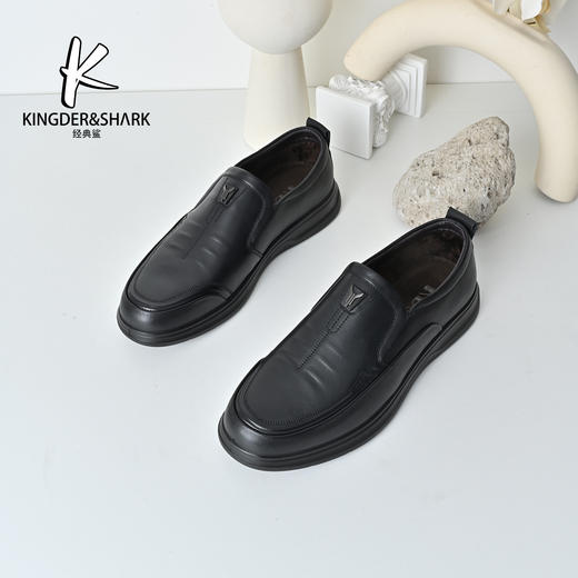经典鲨2025年冬季专柜新品男士加绒牛皮革一脚蹬商务皮鞋KW262-555101 商品图0