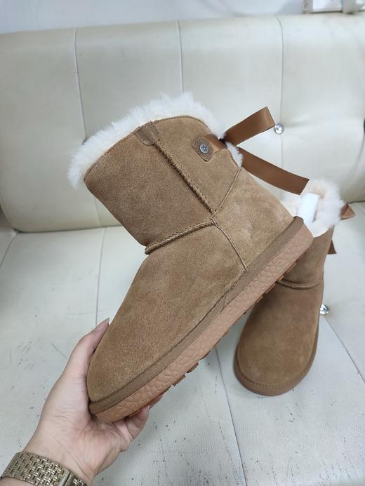 元单AK羊毛靴  厚实的羊毛上脚柔软保暖 商品图3