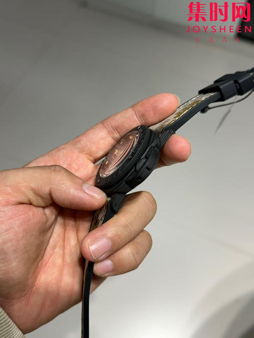 新品 VS沛纳海潜行系列PAM01513 海豹突击队PAM1513 碳纤维壳 男士腕表 表径44mm 商品图2