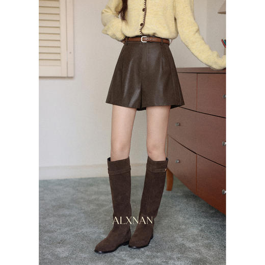 鹿向南「摩登型格」时髦复古风咖色皮裤女秋冬小个子休闲A字短裤 商品图2