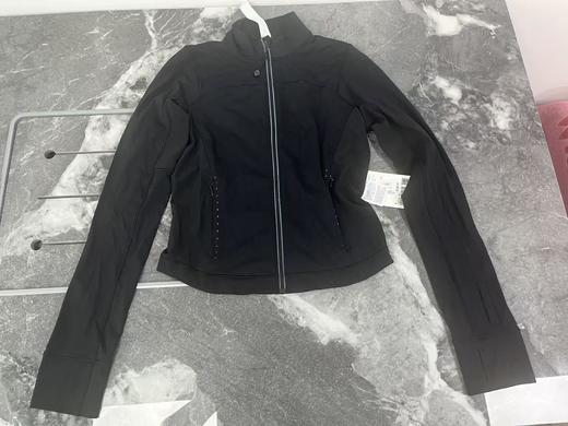 瑕疵Lululemon Lightweight 女士轻盈修身排汗速干UPF40防晒运动外套 商品图0