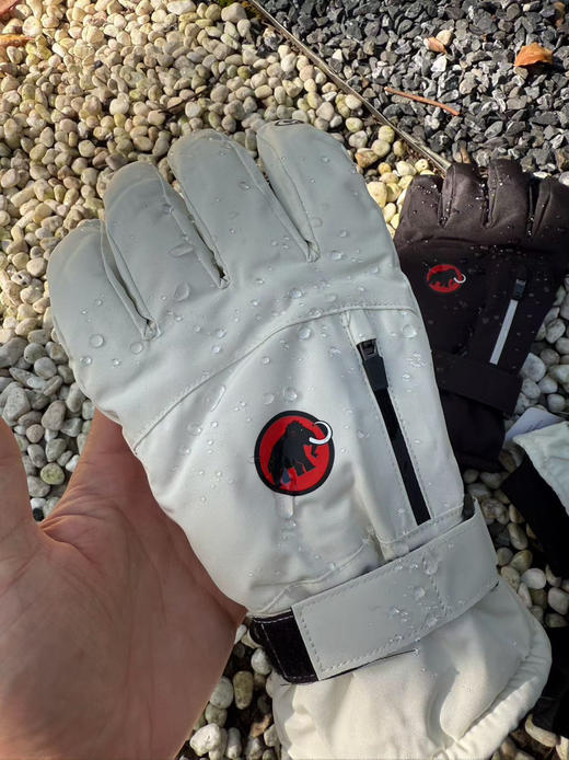 [原单保真】外网折合在售价格400➕猛犸象户外极地系列防水耐磨滑雪骑行手套 商品图5