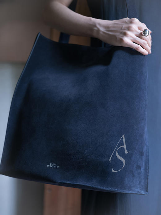 Studio Nicholson 25PF 藏蓝色Doublet绒面牛皮托特包 商品图0