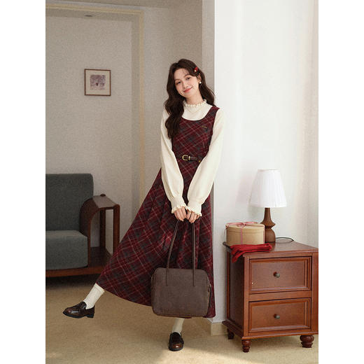 鹿向南「揽星凝暖」法式红色格纹背带连衣裙秋冬季复古收腰长裙女 商品图2