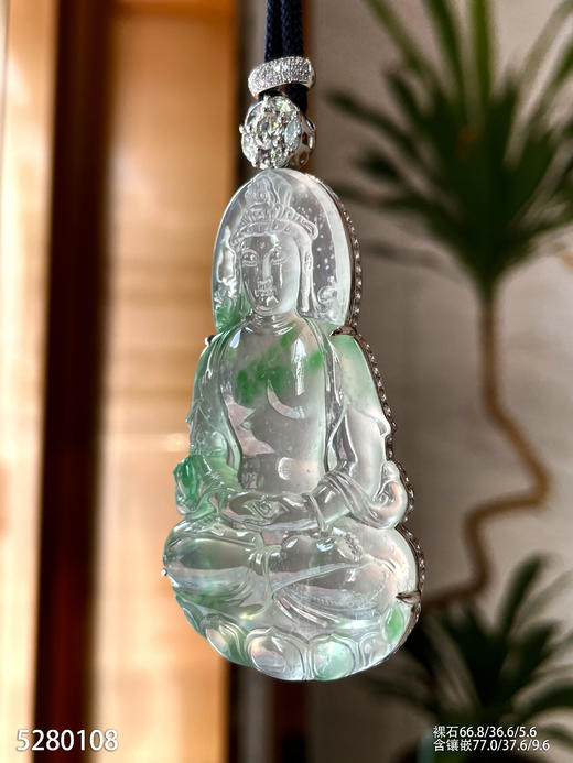 玻璃种木那飘翠观音吊坠【5280108】具体价格微信咨询 商品图2