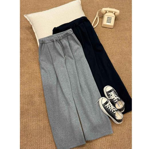 25AW上新 蕾蕾同款【保暖担当！】极简加绒宽边全松紧腰弯刀休闲裤 商品图0