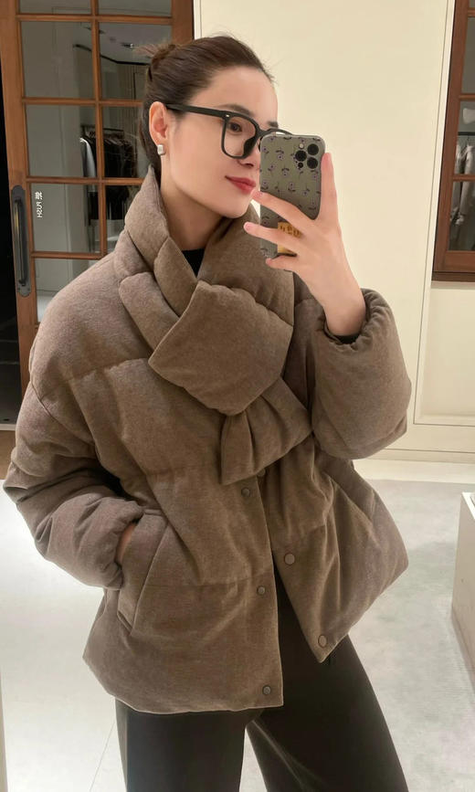 【高品质私服】【IC箱型可脱卸围巾羽绒服】自然弹力，手感细腻，温暖舒适G1582-CC【无标出货 介意慎拍】 商品图4