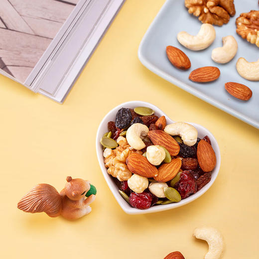 鲜记 每日坚果7天装（绿色） 商品图3