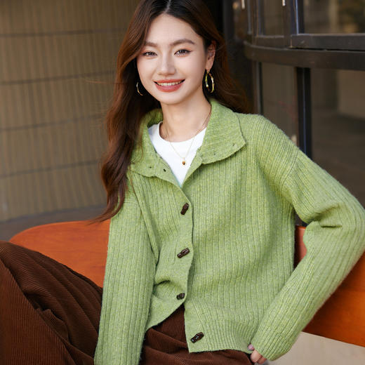 【11/14新品】熙世界可露丽绿色针织开衫女2025秋冬新款可露丽风长袖羊毛衣外套 商品图4