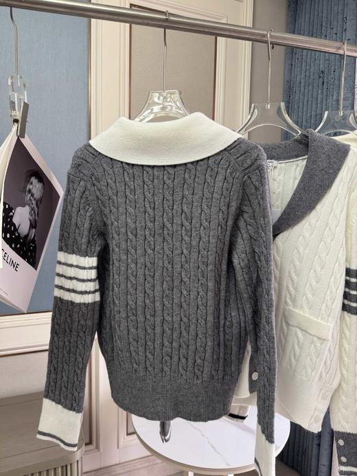 点此购买 TB秋冬季女士经典学院风撞色西装领四条杠麻花针织毛衣开衫 mp 335476 商品图11