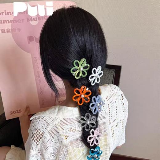 4楼Eubelle欧蓓 puui原创生活繁花系列—镂空花朵醋酸发夹 活动价：49元 商品图1
