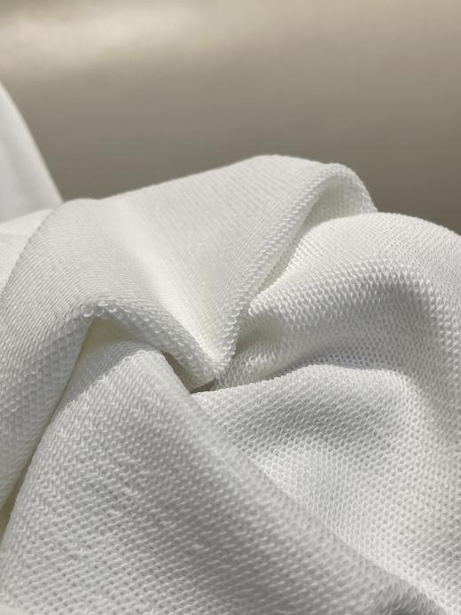 纯原 Bur男女款字母印花圆领卫衣～贸易公司订单余裁  家里有正品的可任意比对 ⚠️无吊牌洗标 带领标 自留送人都不影响， 量少  得物在售2750➕ 咱家同样品质零头价都不到 商品图10