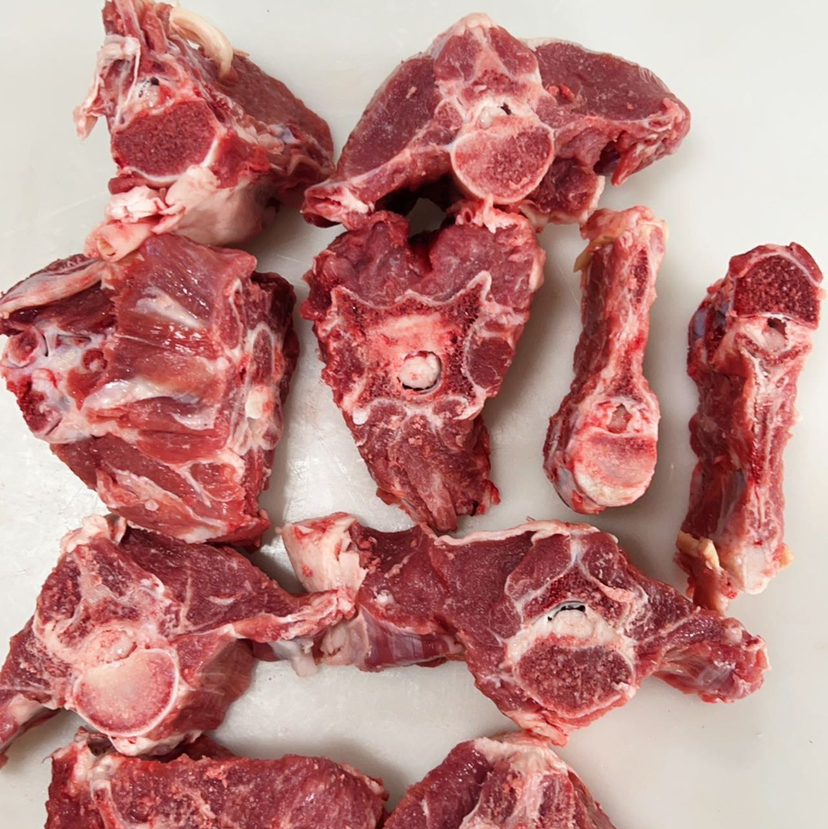 清真8个月小羔羊，整根加肉羊蝎子，鲜切3到4厘米块，炖羊蝎子火锅，，8个月大，送料包。3斤/份