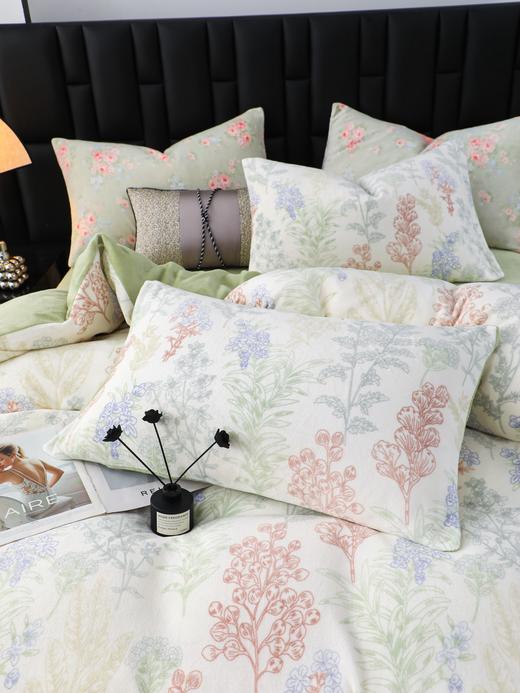 D111358冬日伴侣一触即暖高克重防静电牛奶绒四件套 商品图11