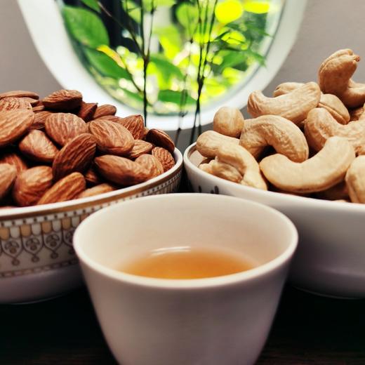 🌺 春山喜食 / 安心吃系列 3合1尝鲜袋装 /  腰果仁 / 扁桃仁 无壳巴旦木 / 杏干 无核杏肉果脯水果干 商品图2