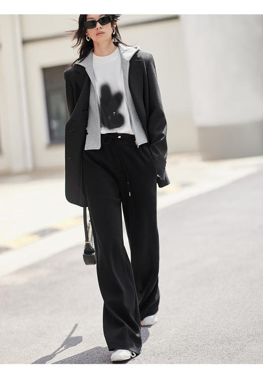 【高品质私服】【MC高腰阔腿抽绳运动长裤】包容感强，轻松藏肉显瘦，垂坠感好G1165-CC【无标出货 介意慎拍】 商品图1