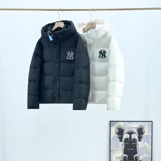 D111362冬季新款防寒保暖羽绒服外套男女同款 商品图1