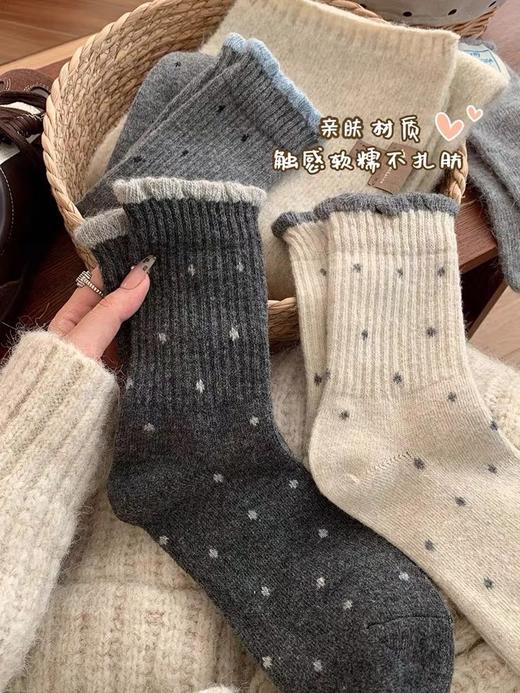 D111340一组五双装复古奶油风波点花边袜中筒袜 商品图4