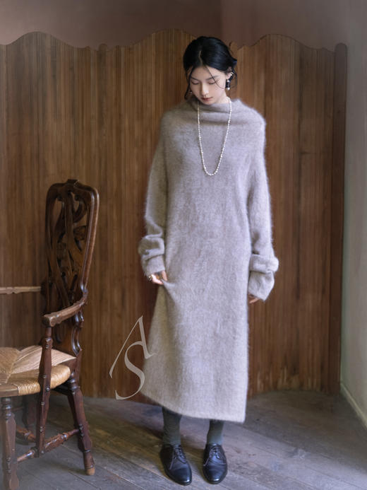 Ruohan 25AW 驼色拉毛羊绒针织长袖连衣裙 商品图0