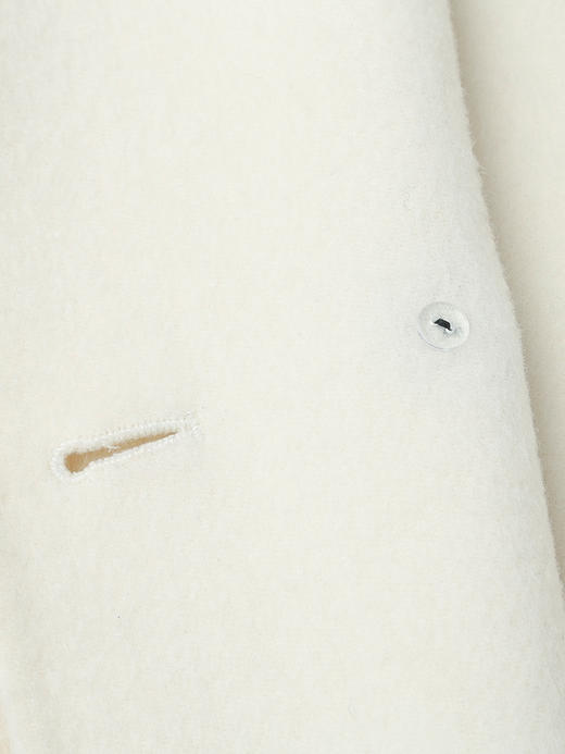 米白色双排扣羊毛长款大衣，复古翻领 + 简约剪裁 + 软糯质感，承包你冬日通勤与出街的高级气质与保暖双在线穿搭 商品图4