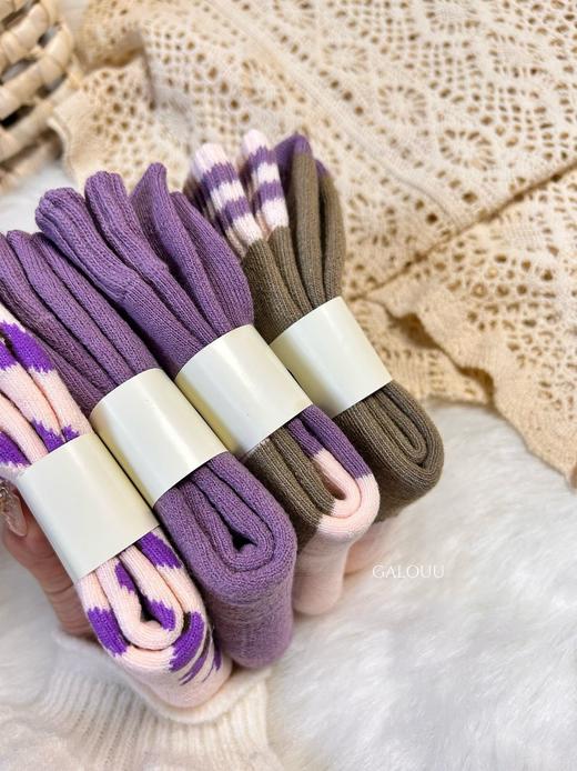 D111353一组八双装秋冬加厚毛圈中筒袜男女同款 商品图4