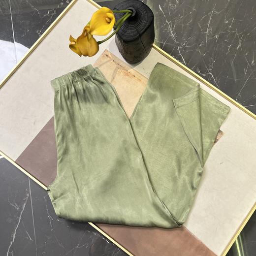 莱赛尔铜氨丝面料柔软亲肤透气时尚直筒阔腿裤 商品图11