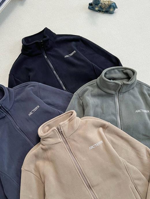 D111325帽子可拆卸户外防风防水登山服情侣两件套冲锋衣外套 商品图3