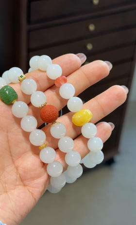 新疆和田玉   白玉手链  真的太便宜了