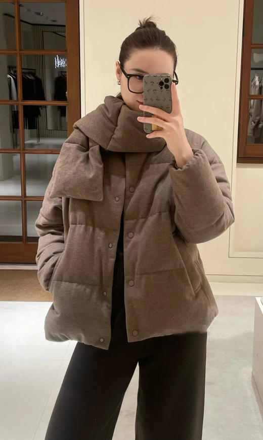 【高品质私服】【IC箱型可脱卸围巾羽绒服】自然弹力，手感细腻，温暖舒适G1582-CC【无标出货 介意慎拍】 商品图3