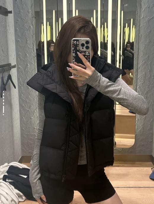 D111378泡芙云朵可拆卸连帽马甲羽绒服女款 商品图7