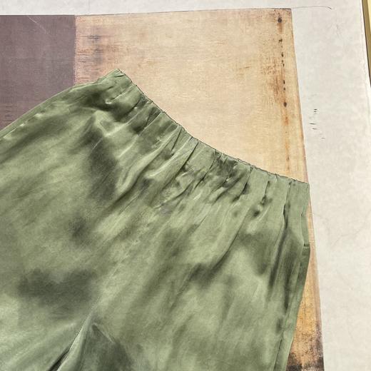 莱赛尔铜氨丝面料柔软亲肤透气时尚直筒阔腿裤 商品图10