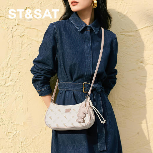 星期六甜酷老花法棍单肩包SSD521A0G7 商品图2