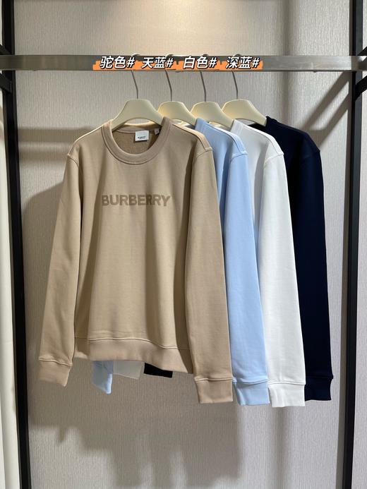 纯原 Bur男女款字母印花圆领卫衣～贸易公司订单余裁  家里有正品的可任意比对 ⚠️无吊牌洗标 带领标 自留送人都不影响， 量少  得物在售2750➕ 咱家同样品质零头价都不到 商品图4