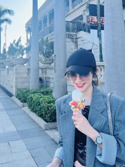 .付款减库存，15个！正品保真，意大利回流！Cartier卡地亚墨镜新款全框经典双C方形大脸男女太阳眼镜CT0401S！！ 商品图4