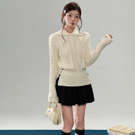 西遇大翻领老钱风麻花毛衣女冬季新款设计感纽扣收腰针织衫SS051821 商品图2