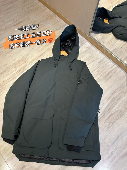 原单正品 MK男士滑雪服  内里填充90白鸭绒
充绒量也非常饱满，更像是充绒的加厚冲锋衣，可以穿到-20度，非常暖和，防水防风，保暖效果极好！
尺码36 38 40 42 商品图2