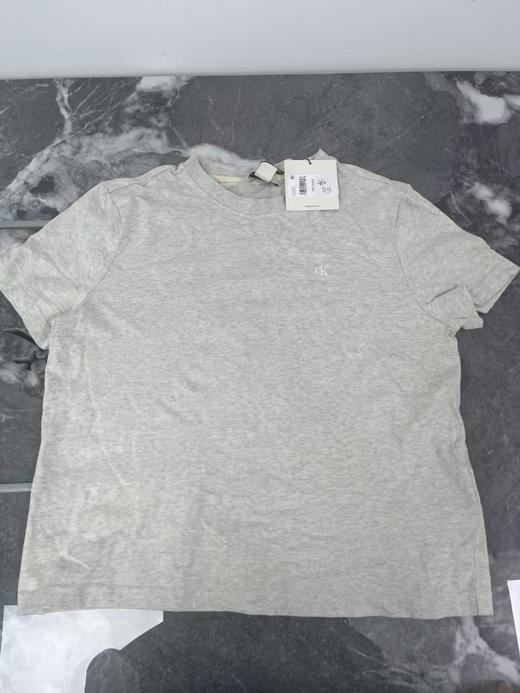 瑕疵Calvin Klein Jeans/CK女士夏季圆领刺绣小标经典纯棉透气短袖T恤 商品图0